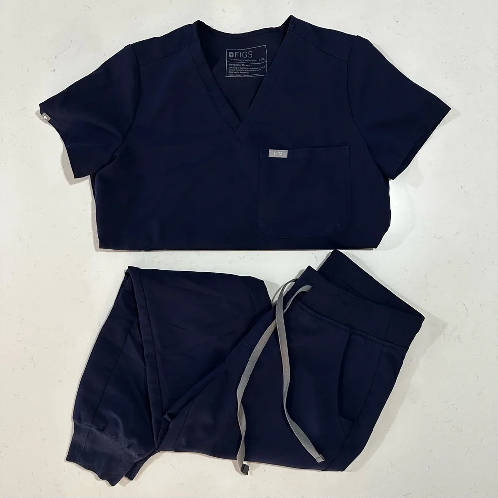 FIGS Scrub Set Catarina One Pocket Top & Zamora Joggers - Size XS - Picture 6 of 14